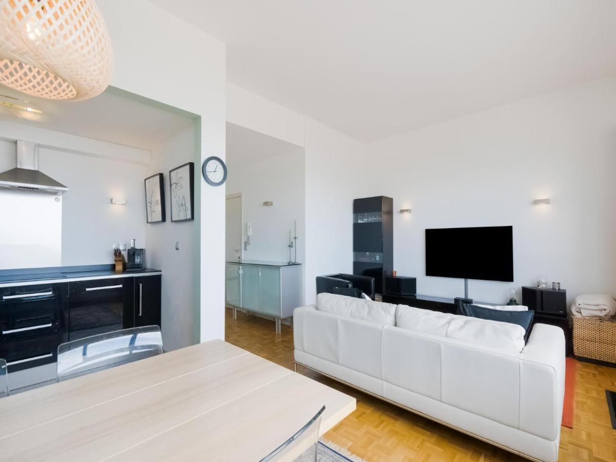 Comfortable Apartment In Oostende With Sea Views Exterior photo